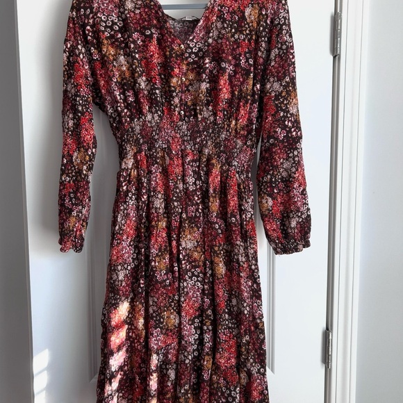 Dresses & Skirts - Chic Long Sleeve Floral Dress